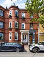40 Thomas Park 2, Boston, MA 02127
