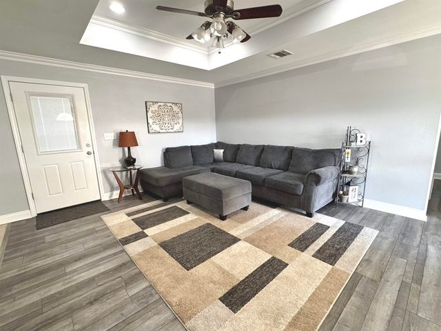 351 Daralyn Street, Houma, LA 70363