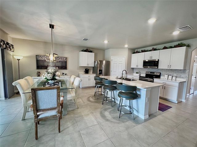 4077 MANATEE LANE, Punta Gorda, FL 33980