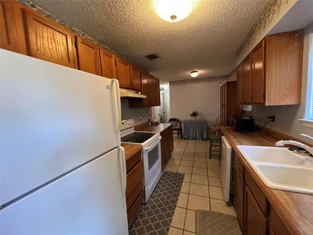 4307 Cottonwood DR, Cottonwood Shores, TX 78657