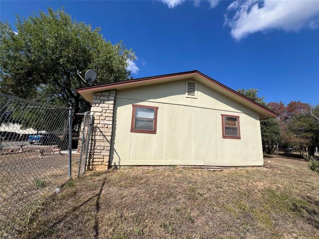 4307 Cottonwood DR, Cottonwood Shores, TX 78657
