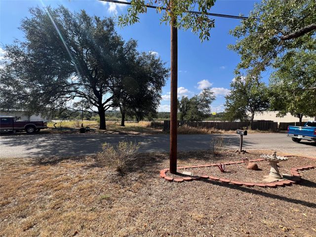 4307 Cottonwood DR, Cottonwood Shores, TX 78657