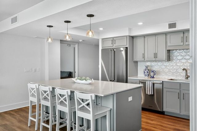 1000 N Station 411, Port Aransas, TX 78373