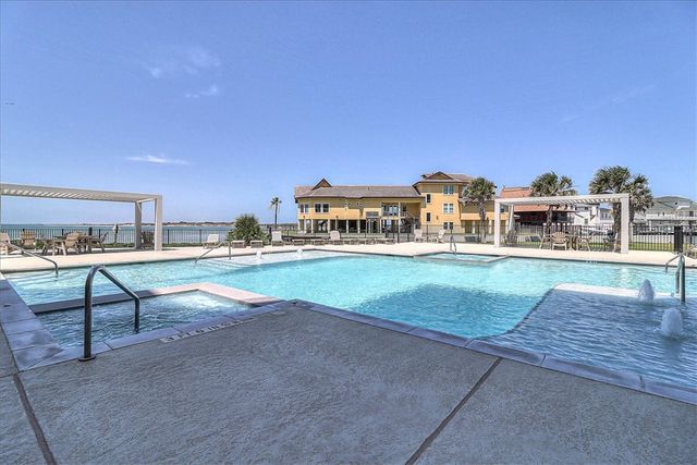 1000 N Station 411, Port Aransas, TX 78373