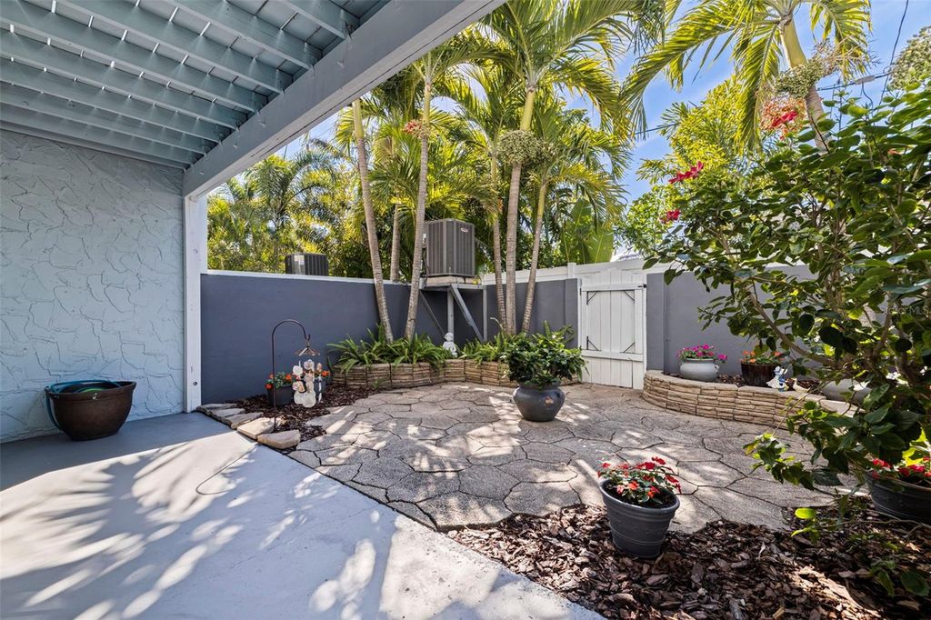 Image 39 of property listing at 9158 BLIND PASS ROAD, St Pete Beach, FL 33706