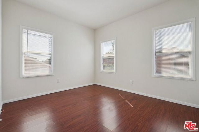 1464 W 35th Place, Los Angeles, CA 90018
