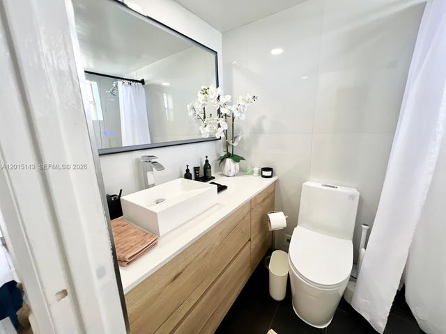 7904 West Dr 705, North Bay Village, FL 33141