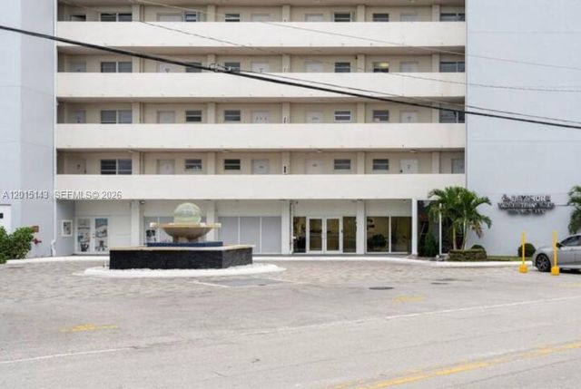 7904 West Dr 705, North Bay Village, FL 33141