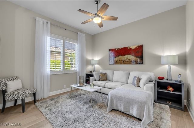 2721 Olde Cypress DR, Naples, FL 34119