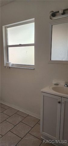 638 NE 1st Street, Crystal River, FL 34429