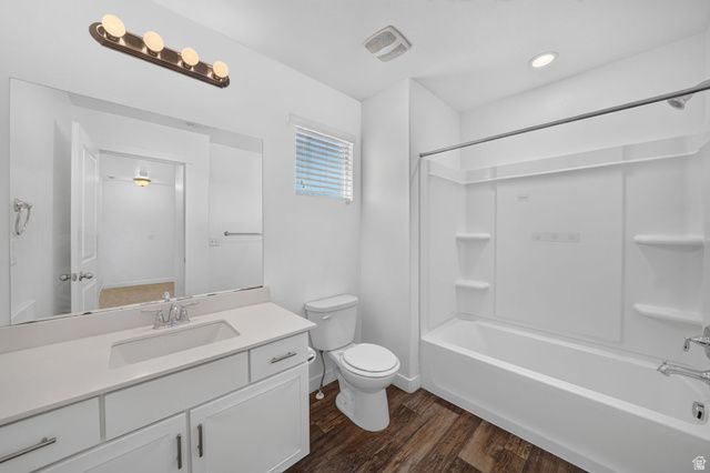 662 W KOINS WAY, Bluffdale, UT 84065