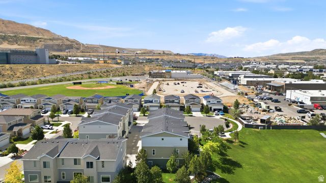 662 W KOINS WAY, Bluffdale, UT 84065