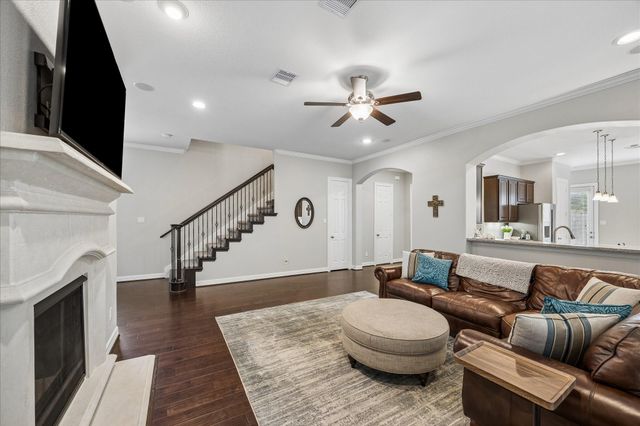 2809 Shadow Woods Court, Houston, TX 77043