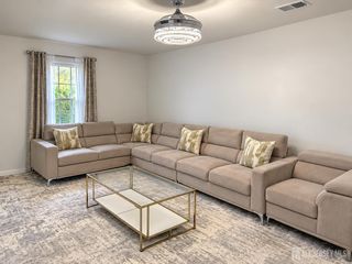 324 Gill Lane 1J, Iselin, NJ 08830