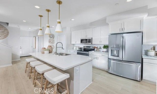 33221 Opal Glass Drive, Los Angeles, CA 92596