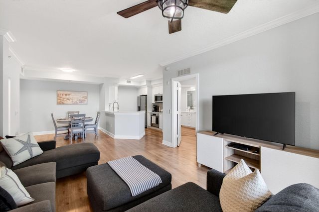 1660 Renaissance Commons Boulevard 2207, Boynton Beach, FL 33426