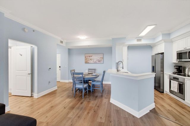 1660 Renaissance Commons Boulevard 2207, Boynton Beach, FL 33426