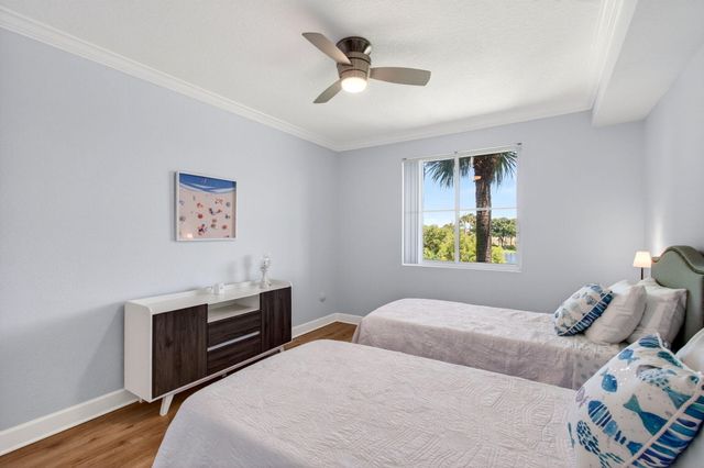 1660 Renaissance Commons Boulevard 2207, Boynton Beach, FL 33426