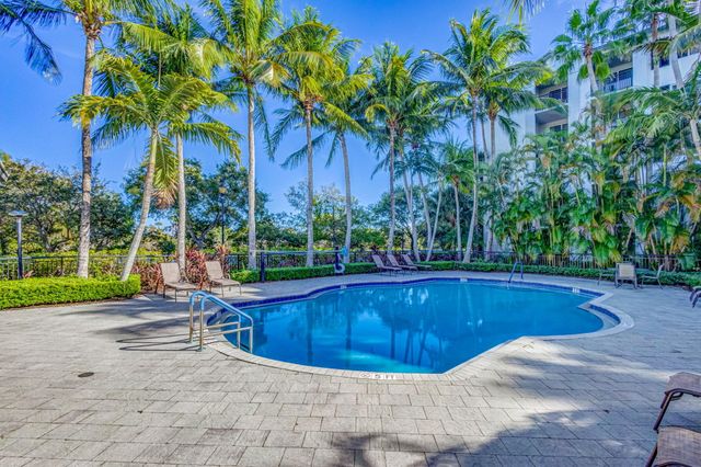 1660 Renaissance Commons Boulevard 2207, Boynton Beach, FL 33426