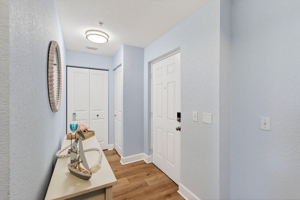 1660 Renaissance Commons Boulevard 2207, Boynton Beach, FL 33426