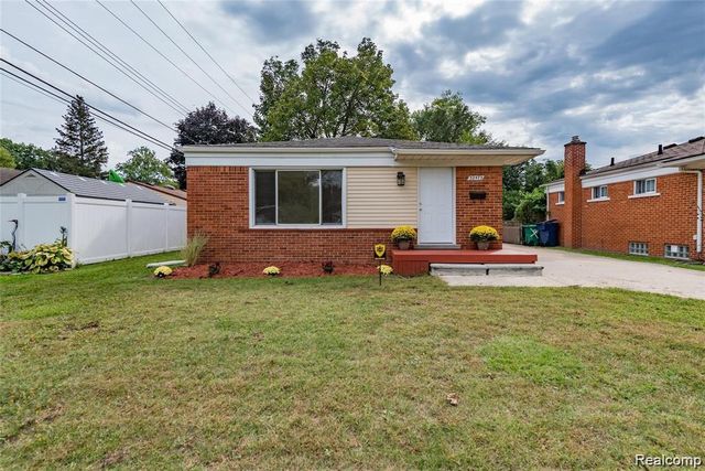 32473 KATHRYN Street, Garden City, MI 48135