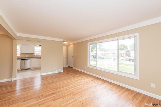 32473 KATHRYN Street, Garden City, MI 48135