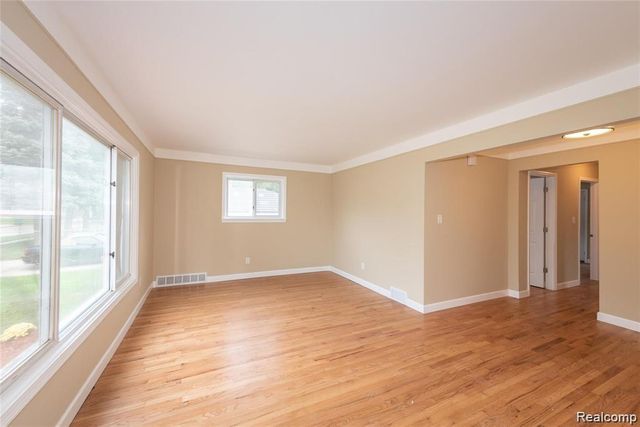 32473 KATHRYN Street, Garden City, MI 48135