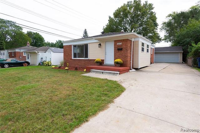 32473 KATHRYN Street, Garden City, MI 48135