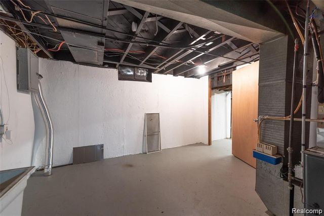 32473 KATHRYN Street, Garden City, MI 48135