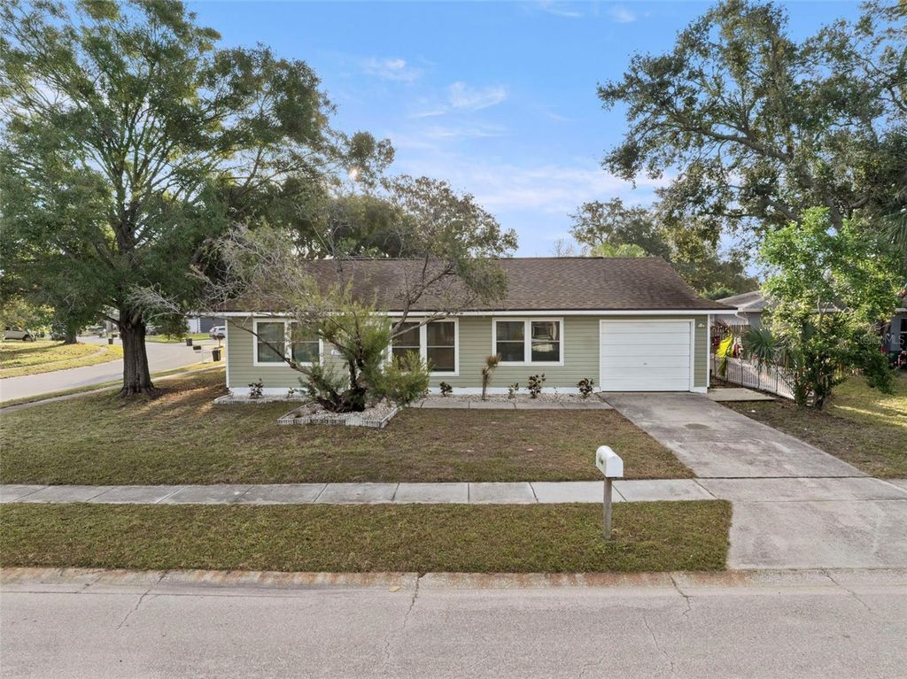 6500 BRIAR RIDGE COURT N, Pinellas Park, FL 33782
