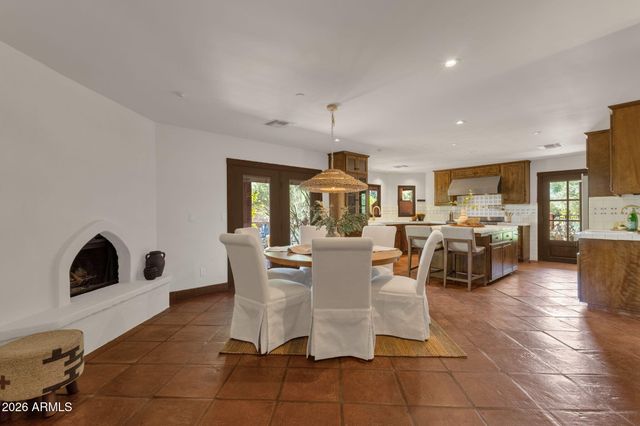 29836 N 71ST Street, Scottsdale, AZ 85266