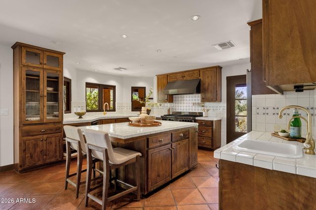 29836 N 71ST Street, Scottsdale, AZ 85266