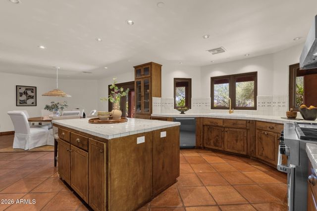 29836 N 71ST Street, Scottsdale, AZ 85266