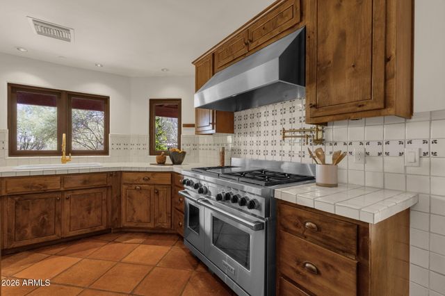 29836 N 71ST Street, Scottsdale, AZ 85266