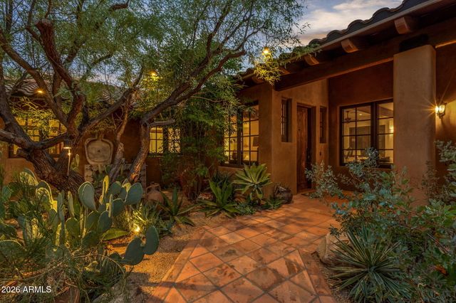 29836 N 71ST Street, Scottsdale, AZ 85266