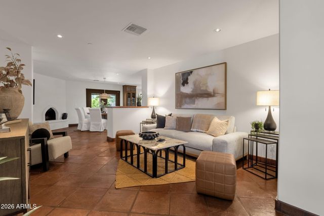 29836 N 71ST Street, Scottsdale, AZ 85266