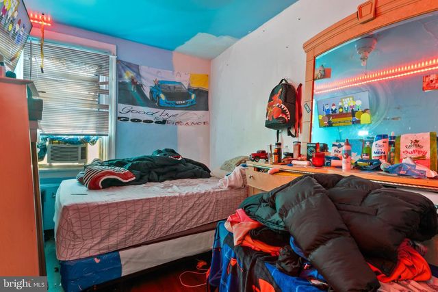 2937 CARMAN ST, Camden, NJ 08105