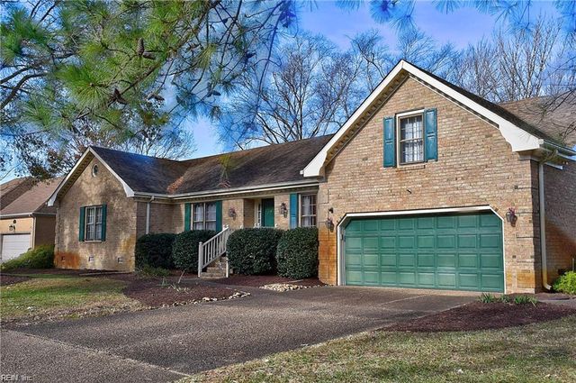 1924 Grayfalcon DR, Norfolk, VA 23518