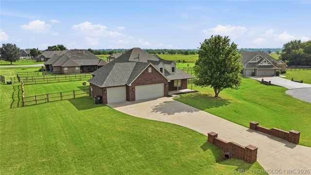 5963 E 137th Street North, Collinsville, OK 74021