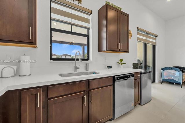 2921 SW 152nd Ave, Miami, FL 33185