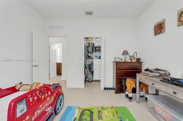 2921 SW 152nd Ave, Miami, FL 33185