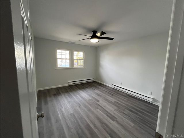 51 Whalers Cove, Babylon, NY 11702