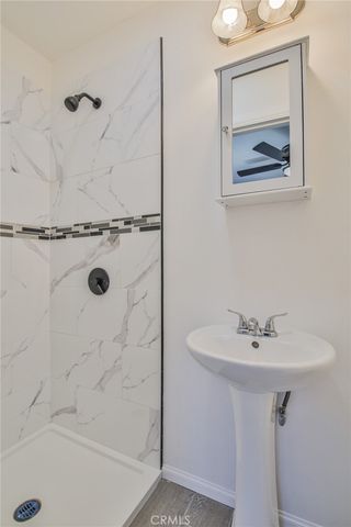 8511 Maie, Los Angeles, CA 90001