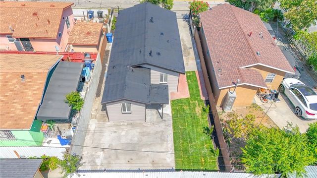 8511 Maie, Los Angeles, CA 90001