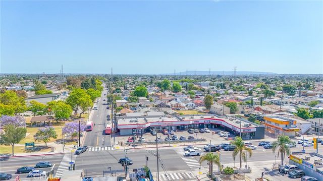 8511 Maie, Los Angeles, CA 90001