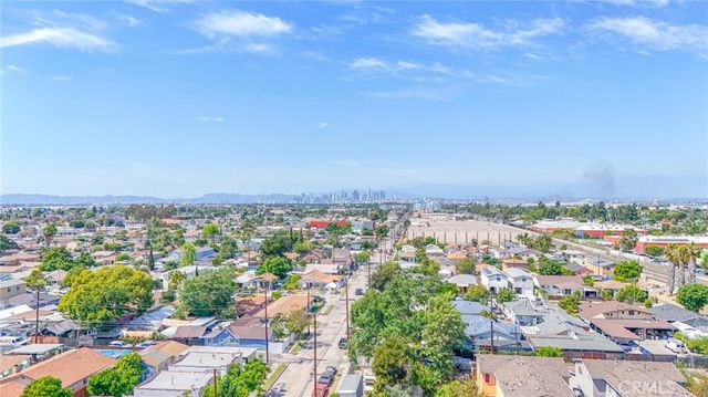 8511 Maie, Los Angeles, CA 90001
