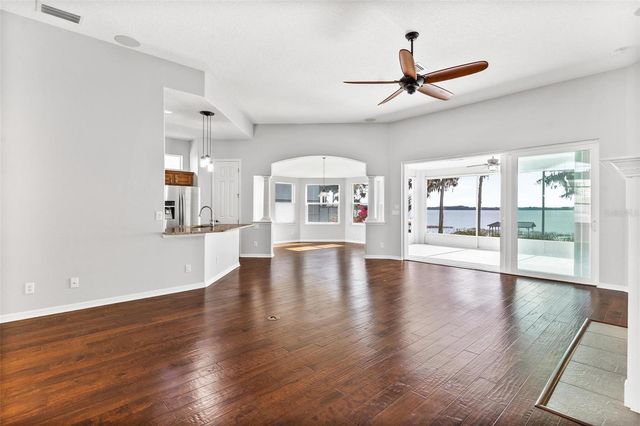 5565 BOUNTY CIRCLE, Tavares, FL 32778