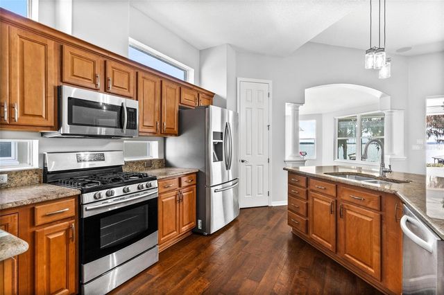 5565 BOUNTY CIRCLE, Tavares, FL 32778