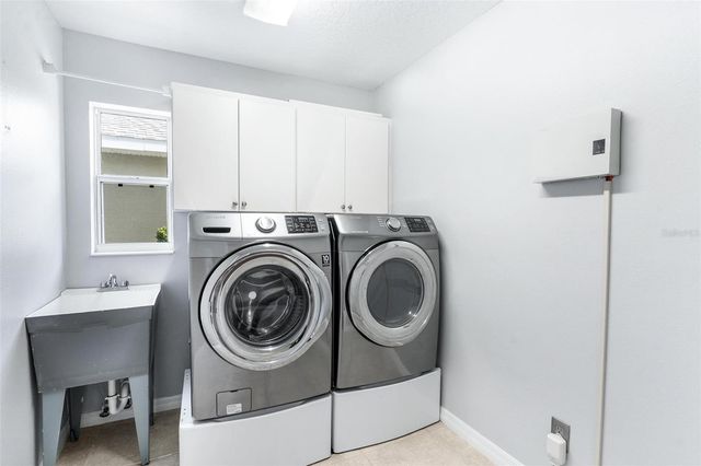 5565 BOUNTY CIRCLE, Tavares, FL 32778