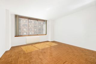 235 E 40th St Apt 9I, New York City, NY 10016